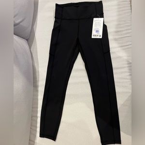 Lululemon Invigorate Tights with Pocket 25’’ Size 6.